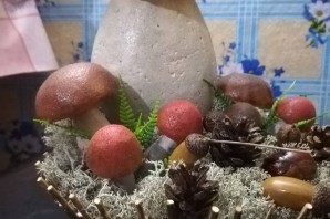 Поделка грибы на поляне