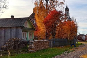 Осенний пейзаж в деревне
