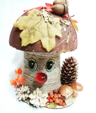 Осенняя поделка в садик мухомор