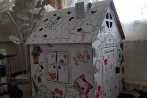 Дом из картона