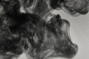 Дым на черном фоне обои