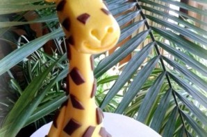 Жирафик из морковки своими руками