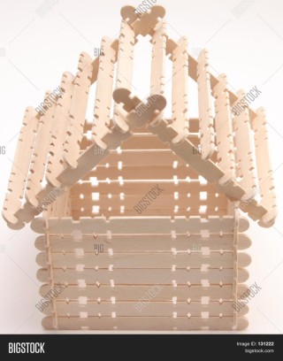 Поделка дом из палочек