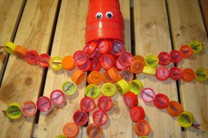 Эко поделка из бросовых материалов