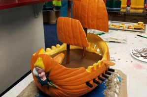 Корабль из тыквы поделка в садик