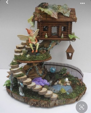 Поделка домик на полянке