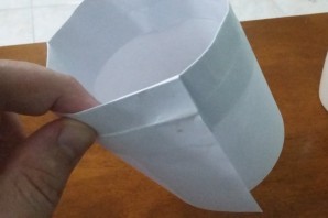 Летающее кольцо из бумаги