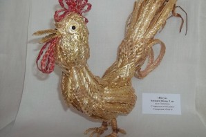 Поделка петух из камыша