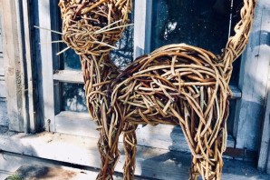 Дом из веток своими руками