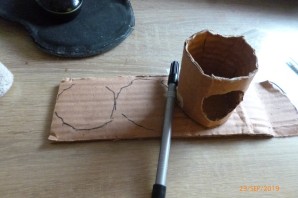 Пенек своими руками из картона