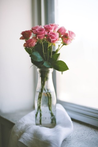 Красивый букет цветов в вазе