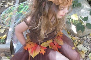 Шляпа из листьев в садик