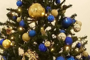 Елка в сине золотом цвете