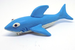 Акула из пластилина