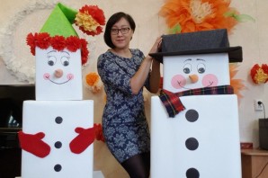 Снеговик из коробок