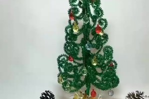 Елочка из синельной проволоки