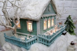 Новогодний домик своими руками