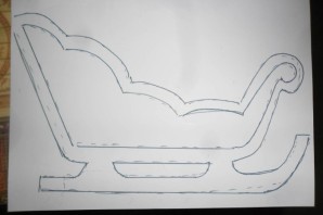 Новогодние сани своими руками из картона