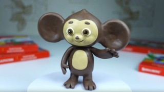 Чебурашка из пластилина