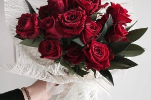 Красно розовый букет