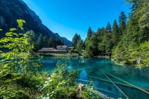 Голубое озеро швейцария
