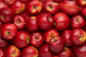 Красные яблоки сорт