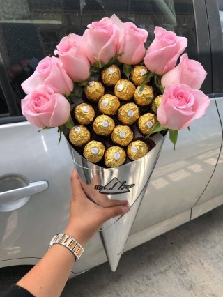 Прикольные букеты для женщин