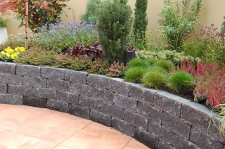 Высокие клумбы