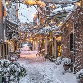 Улица со снегом