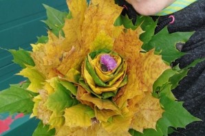 Поделки из кленовых листьев