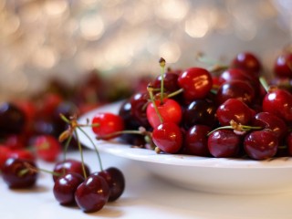 Вишня уральская черешенка