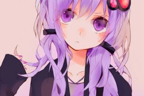 Тян с фиолетовыми волосами
