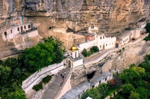 Успенский монастырь бахчисарай