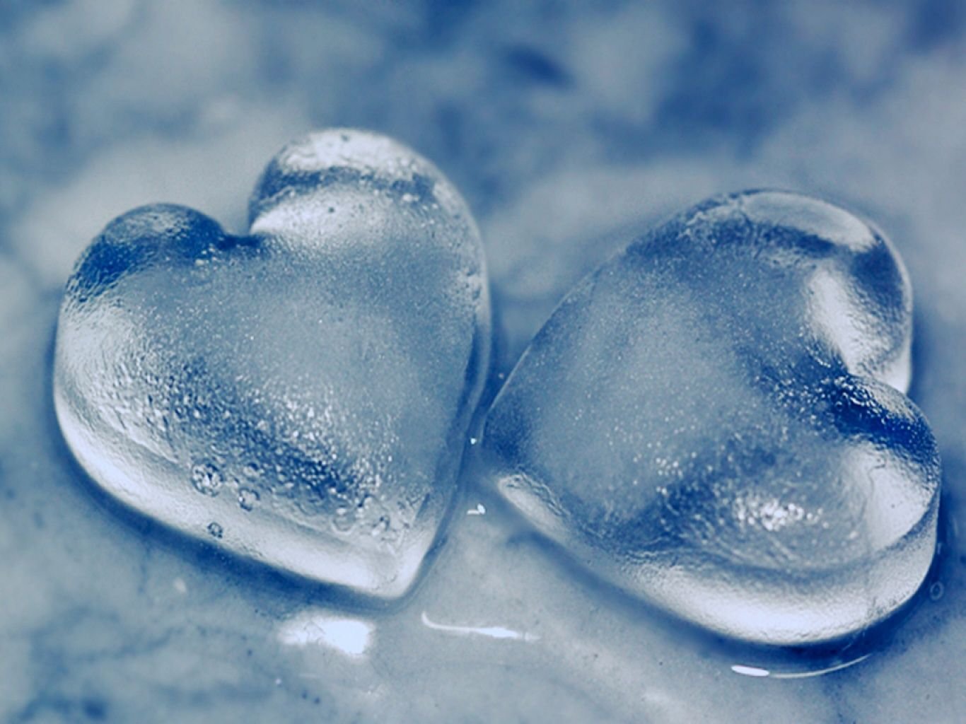 Сердце во льду фото