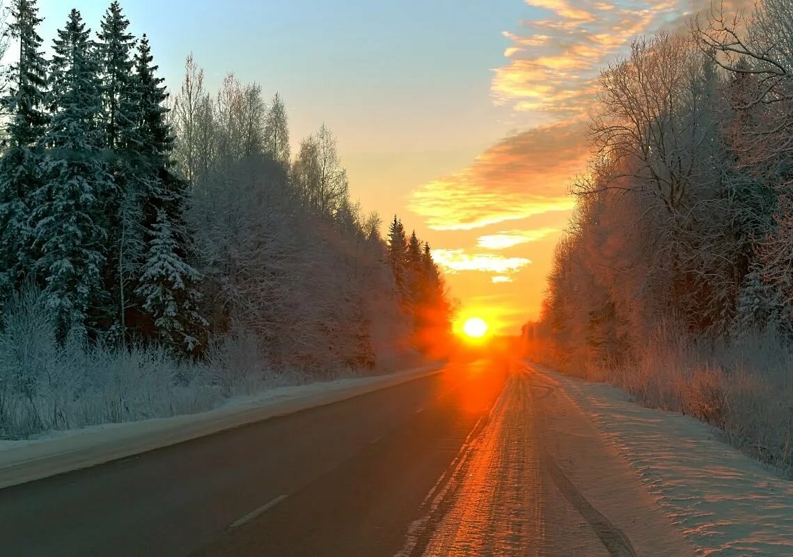 Зимнее утро дорога