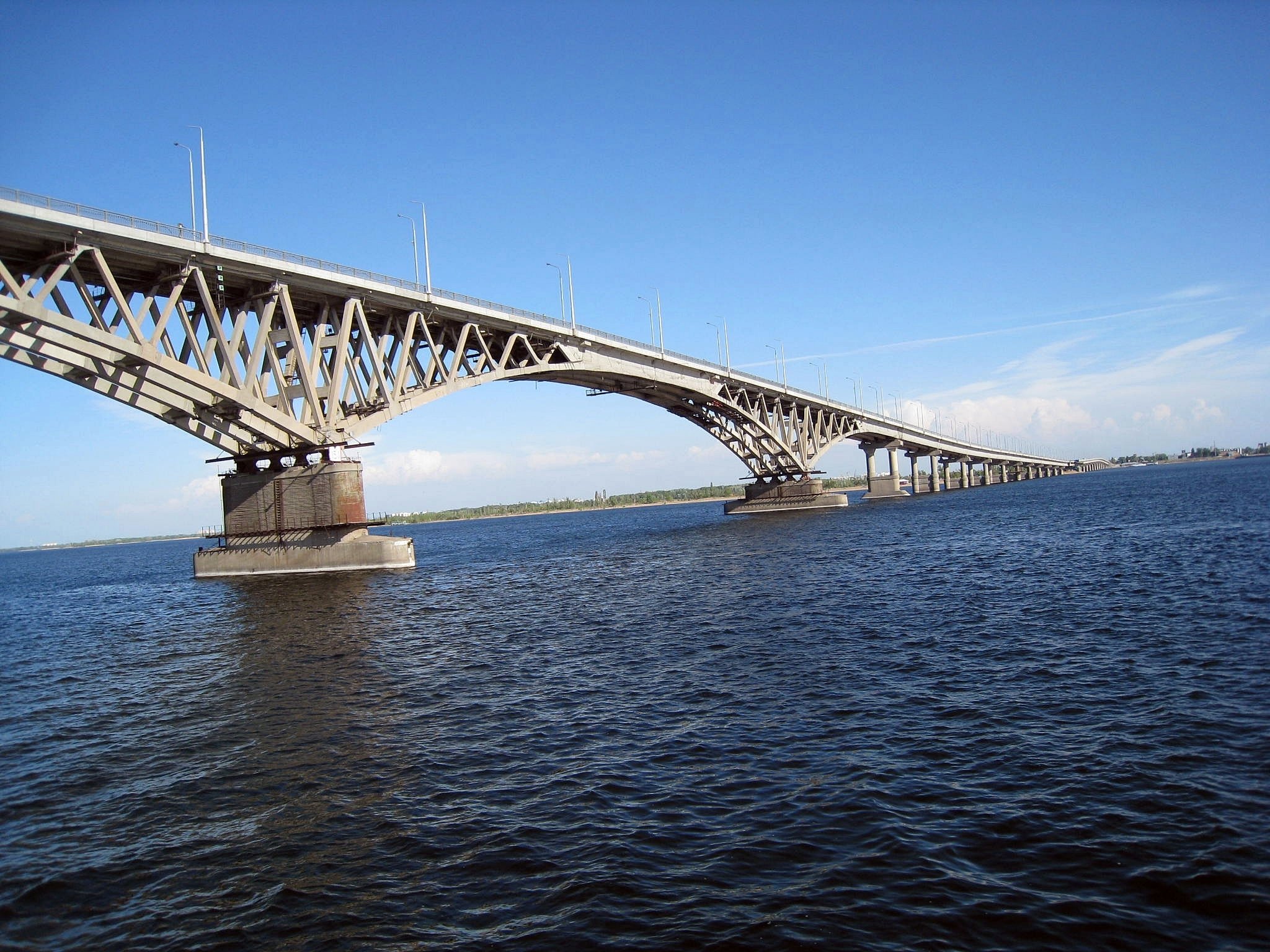 Энгельс мост через волгу. Саратовский Автодорожный мост. Волга мост Саратов Энгельс. Саратовский мост с Энгельса.