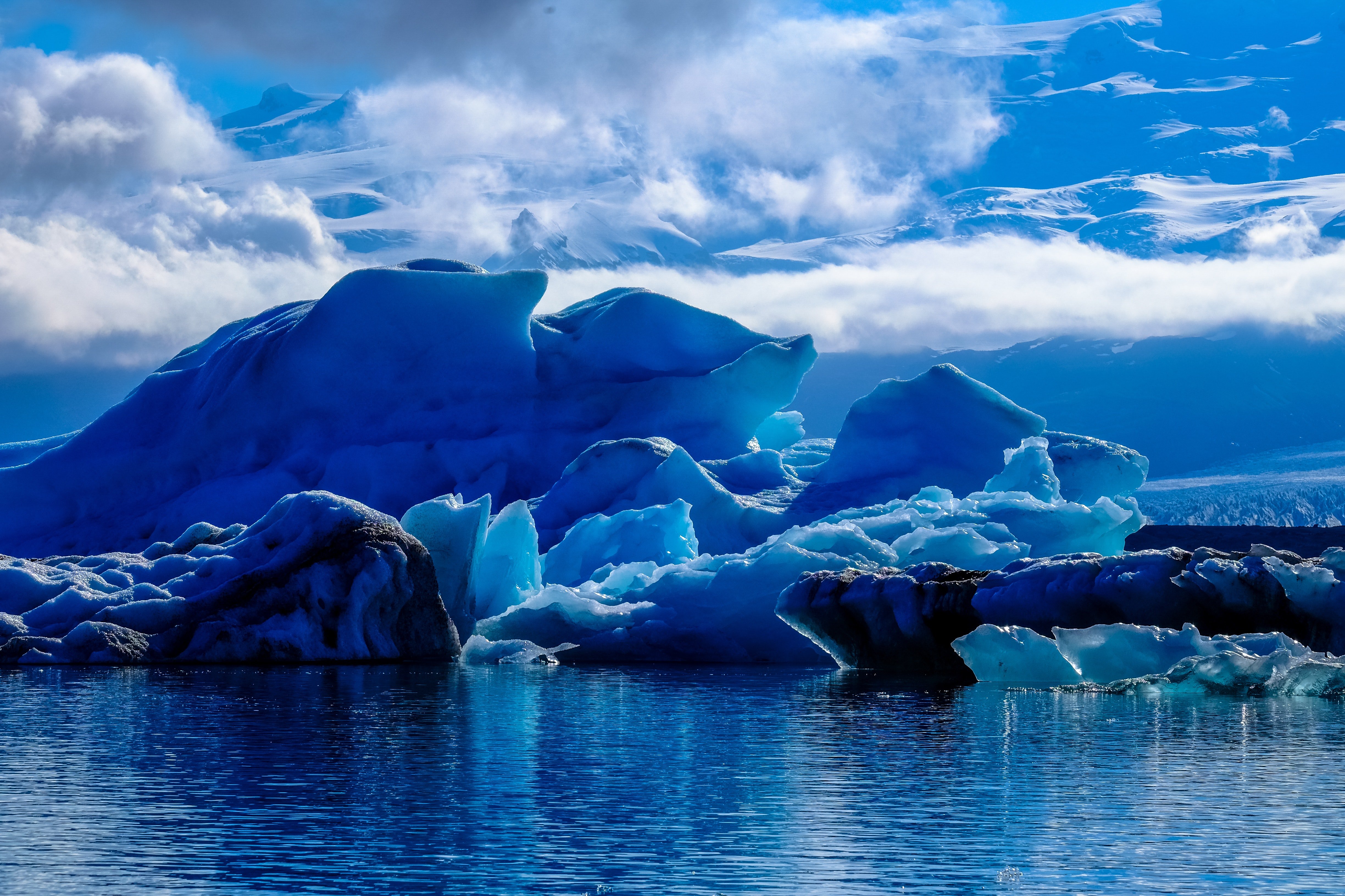 Ледовитый океан дно. Ледовитый океан Айсберг. Океан Северный Ледовитый океан. Айсберги Северного Ледовитого океана. Ледники Северного Ледовитого океана.