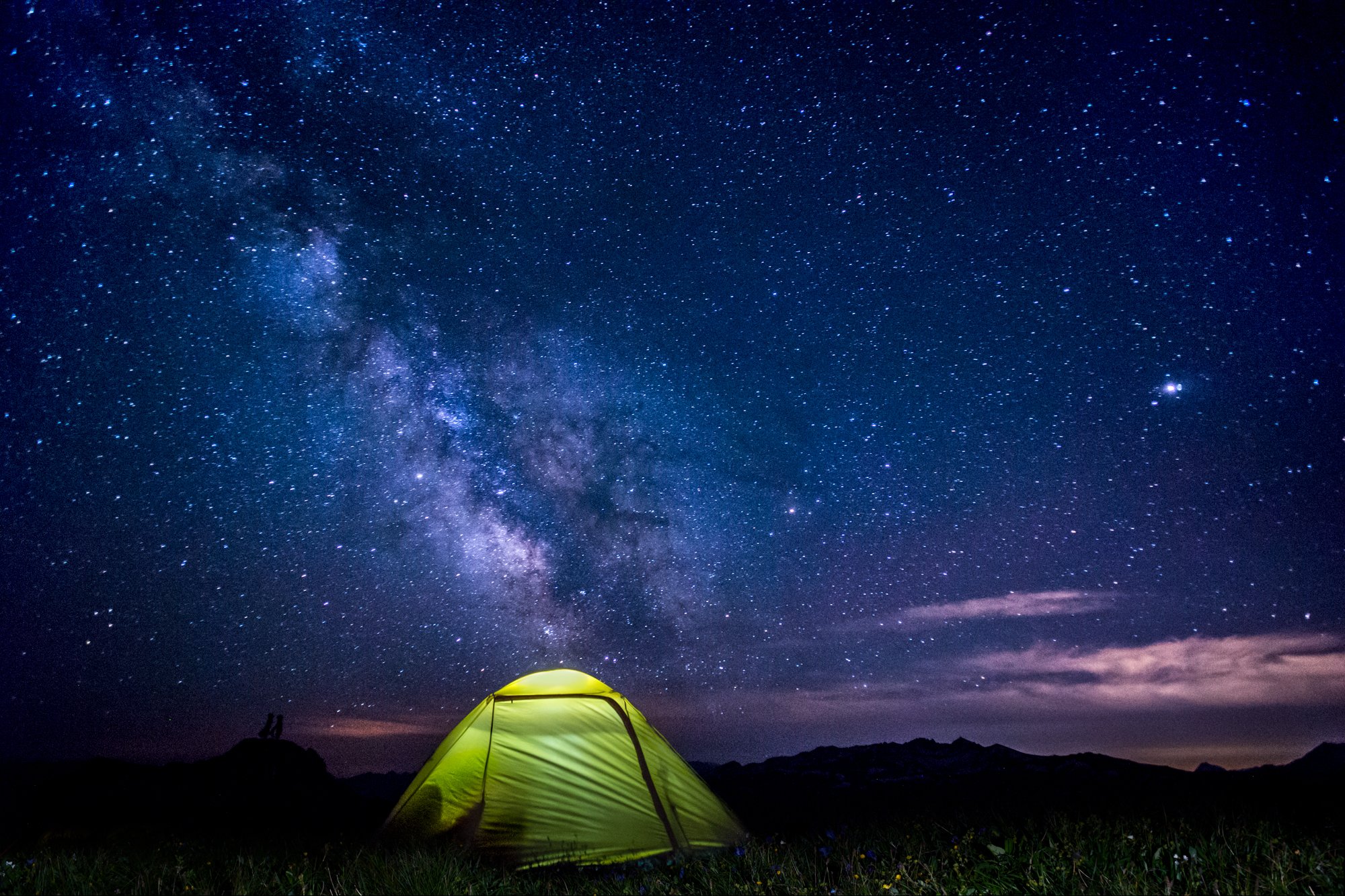 Туры звездное небо. Зеленая палатка виндовс 10. Звездное небо и палатка. Ночь палатка звезды. Палатка под ночным небом.