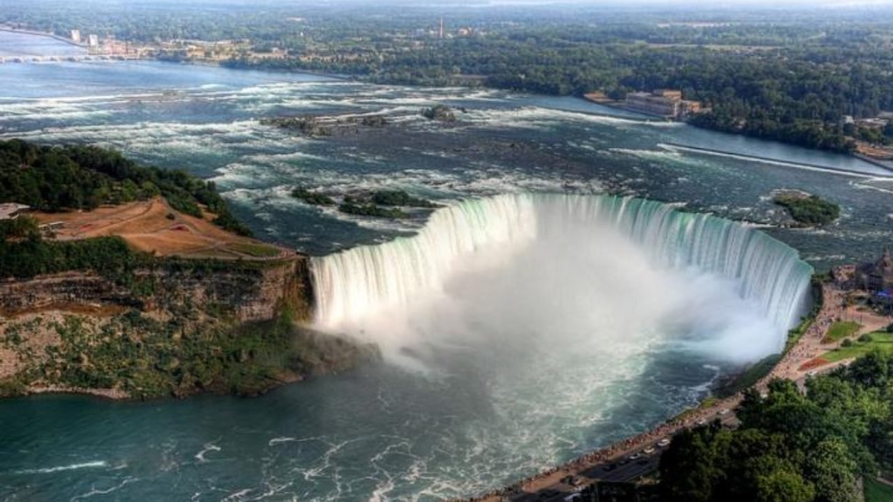 Река самый большой водопад. Северная Америка Ниагарский водопад. Ниагарский водопад (штат Нью-Йорк). Ниагарский водопад, Канада, США. Ниагара река в Северной Америке.