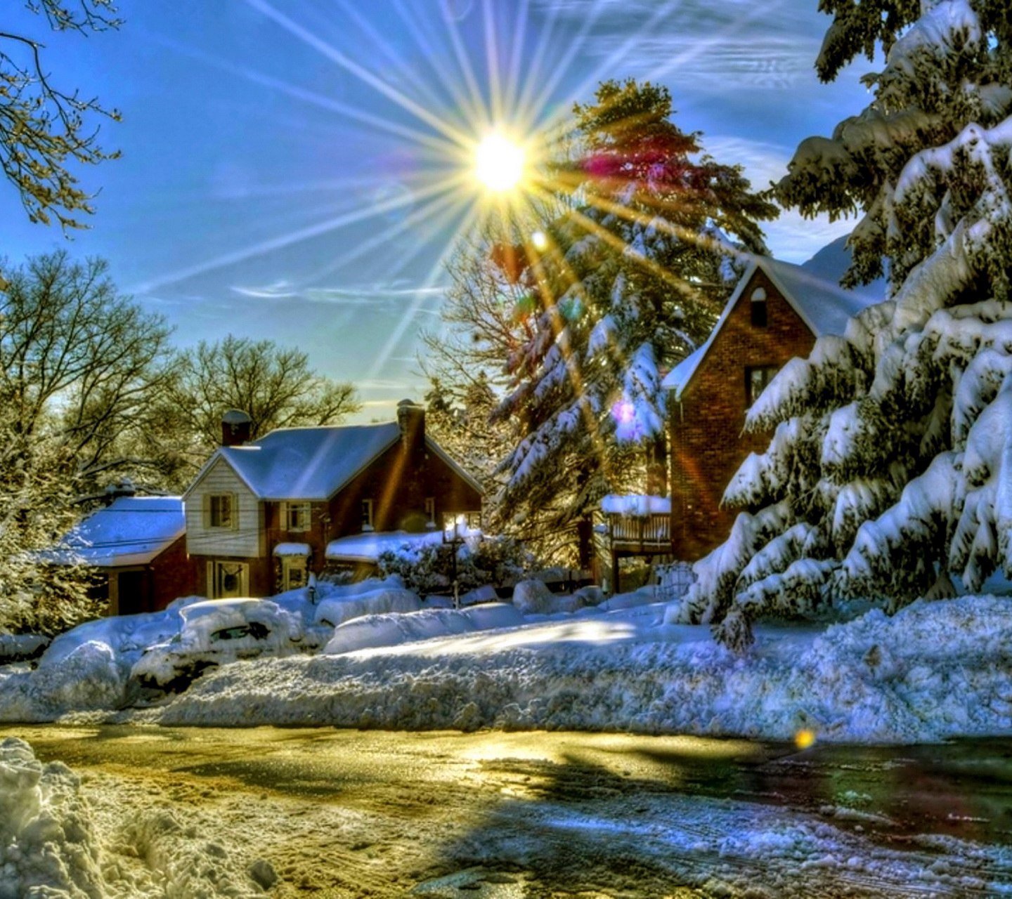 Солнечный зимний день в деревне