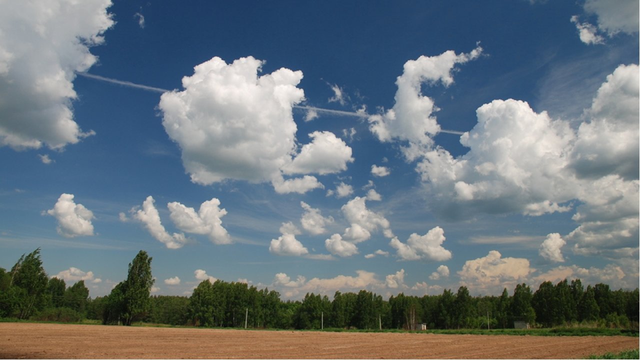 Cloud в россии. Кучевые облака облака. Кучевые средние облака. Кучевые облака фото. Летние Кучевые облака.