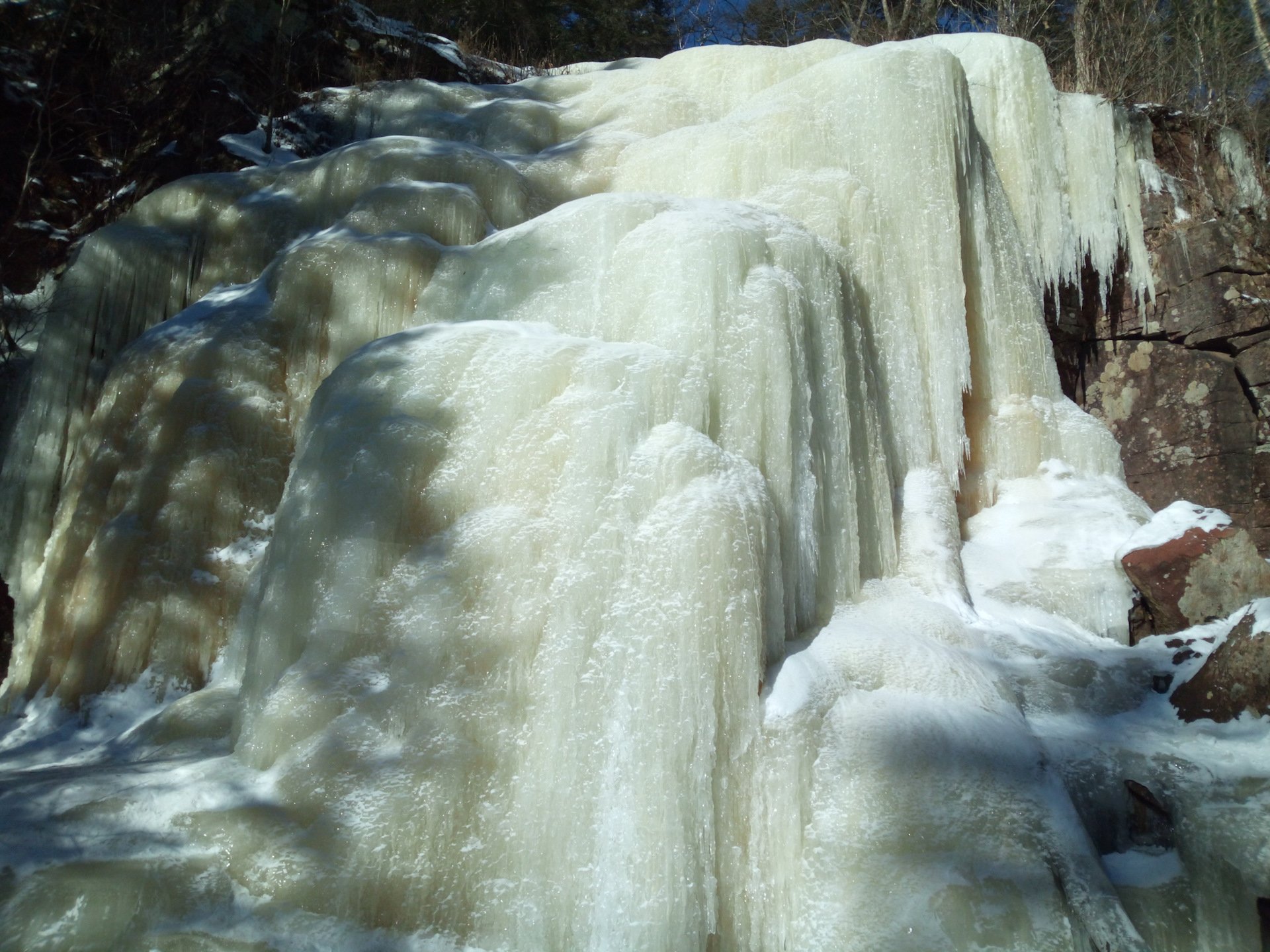 Водопады палары