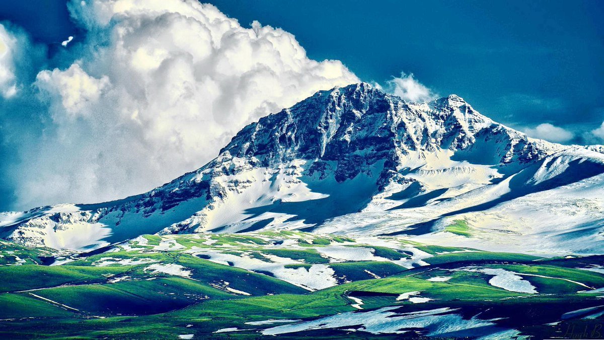 Гора Арагац в Армении