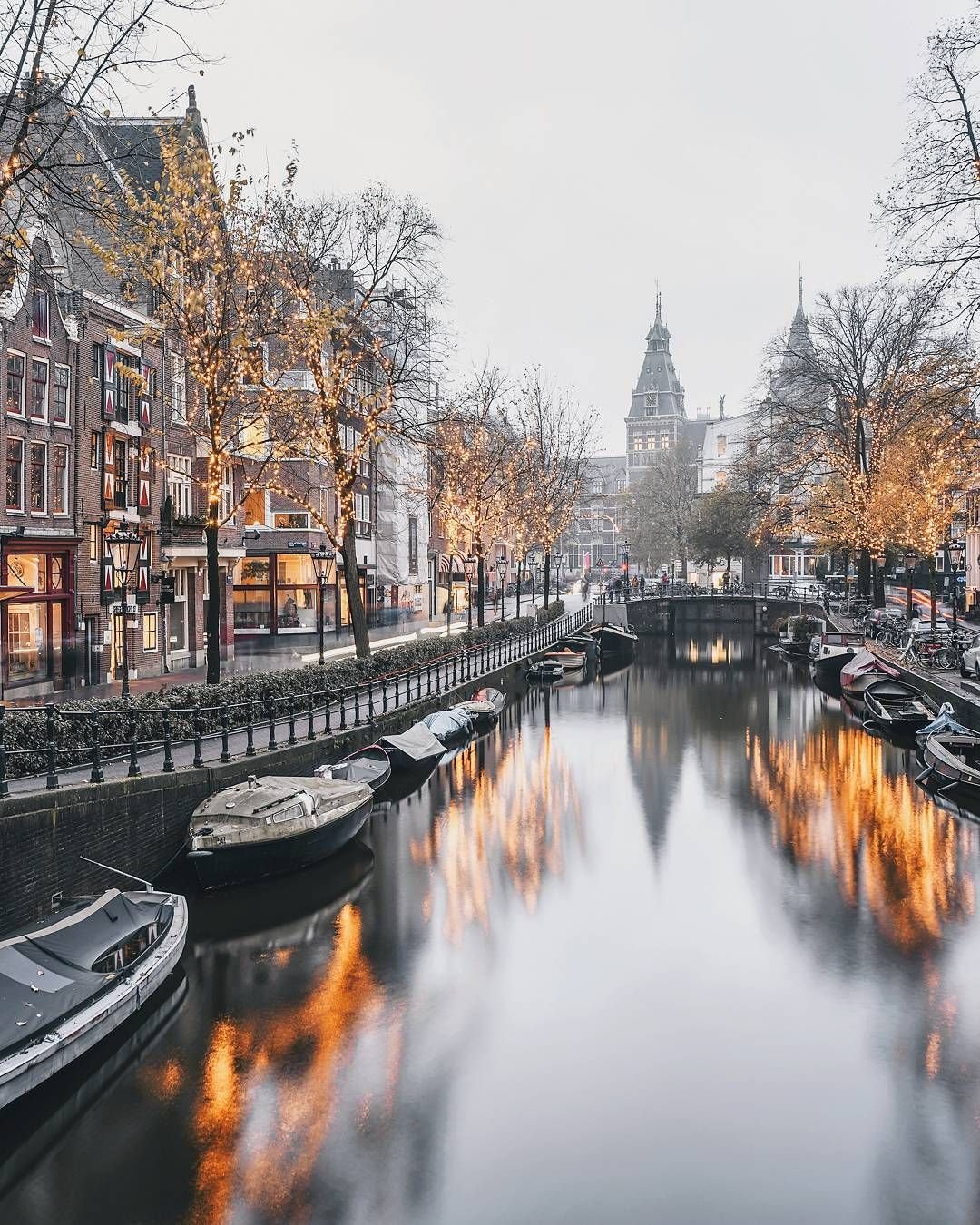 Hollandia Амстердам