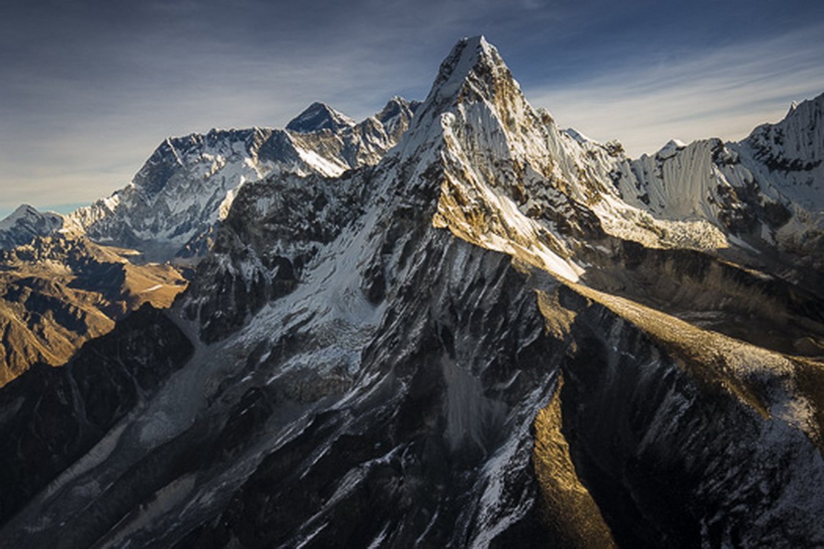 Горный сток. Ама Даблам гора. Ама-Даблам горы Непала. Ама Даблам гора фото. Горы Сток.