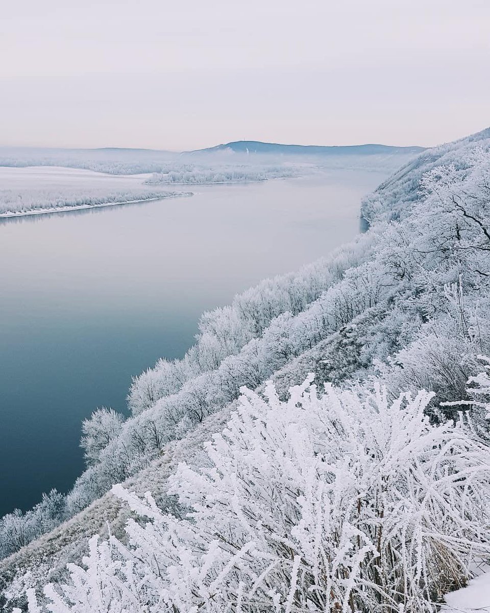 Волга зимой