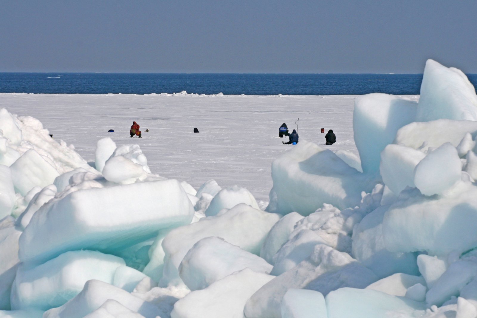 Южно Сахалинск Охотское море зима