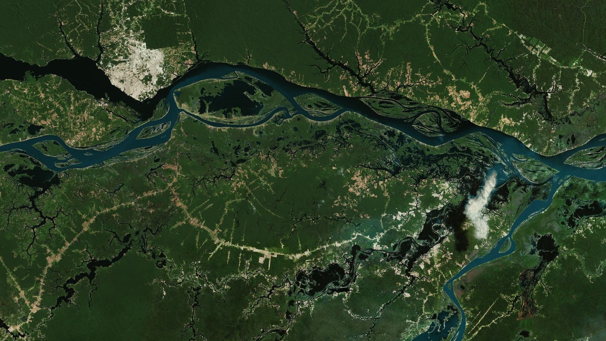 Река Амазонка Дельта со спутника