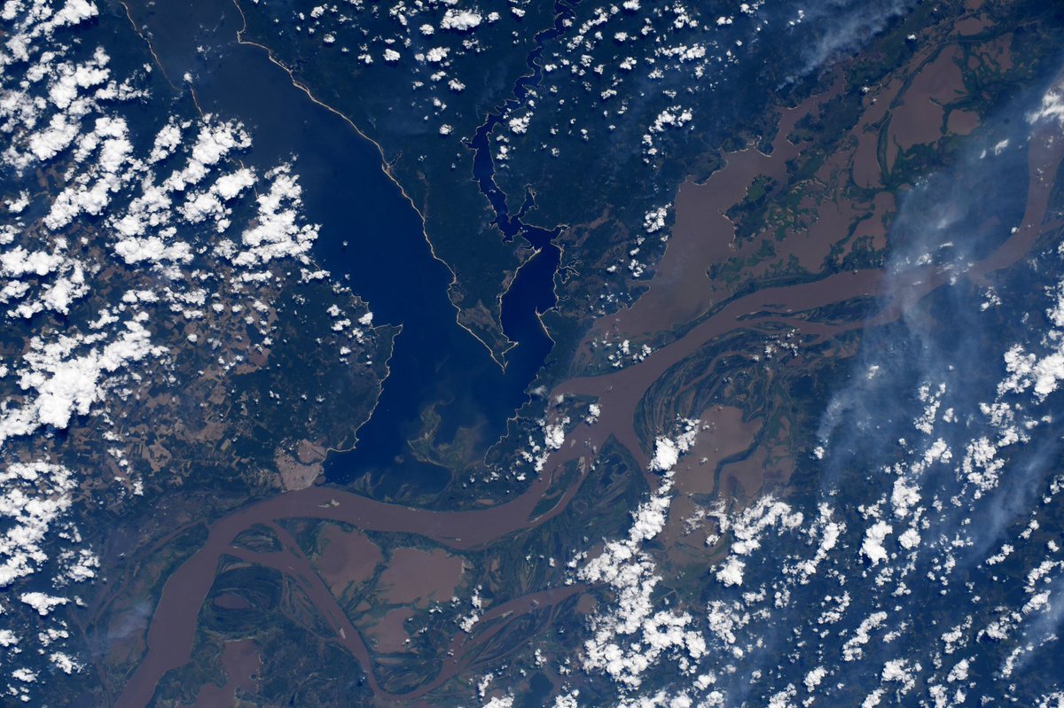 река волга фото из космоса