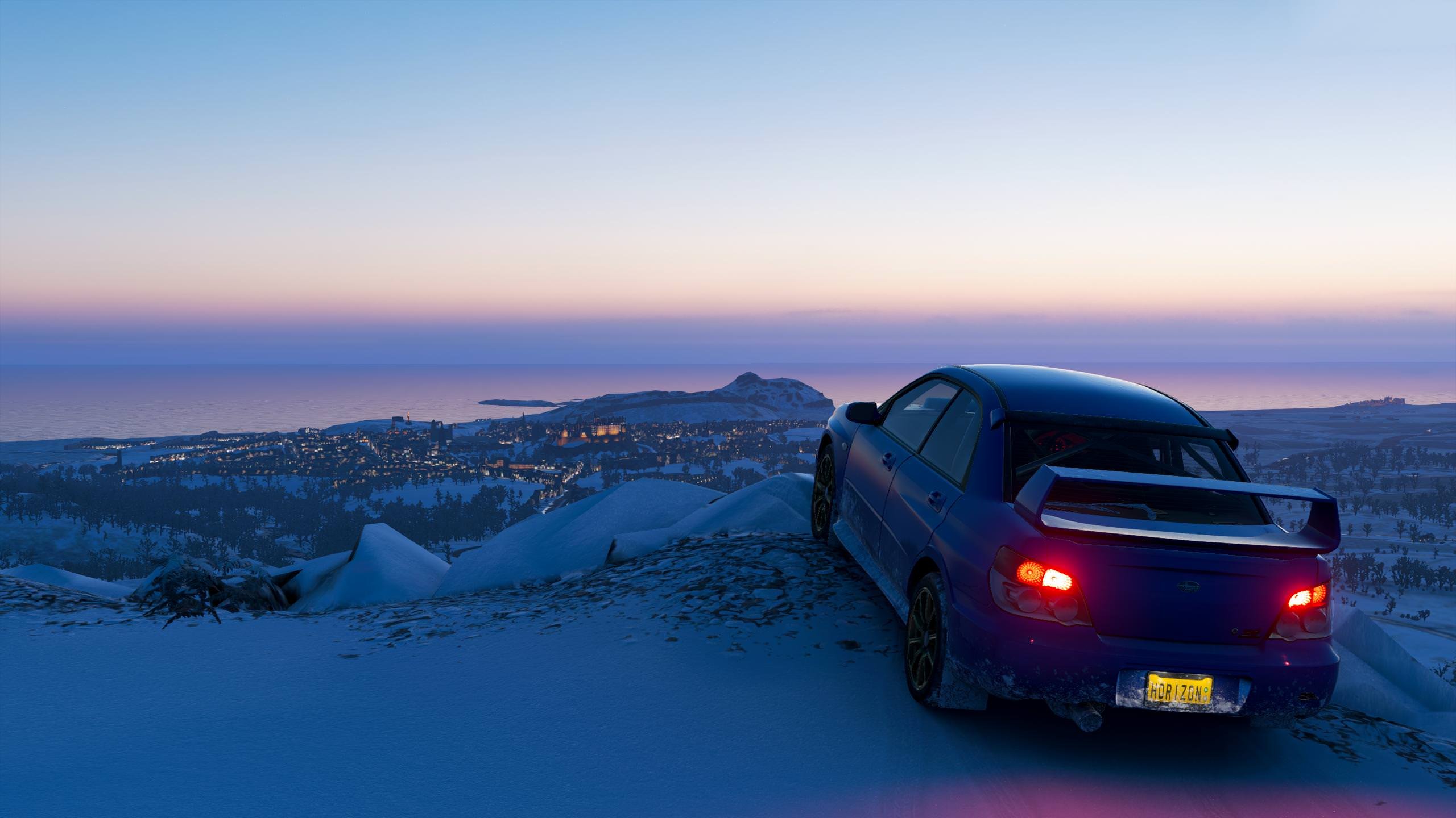 Porsche 911 Winter Snow вертикально